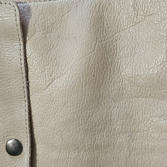 Latico Leathers Colin In Honey - Picture 3 of 9